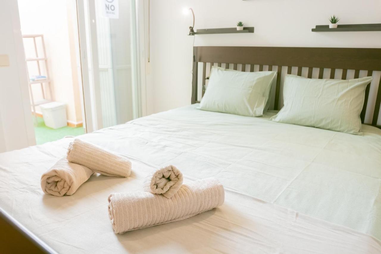 Peaceful Central Apartment マラガ エクステリア 写真